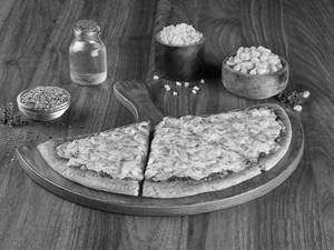 Golden corn pizza