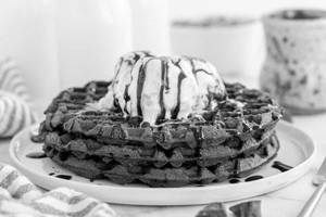 Brownie Waffle [ White Choco ]