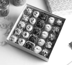 Assorted Dry Fruit Laddu Box [1 Box ,750 Grams]