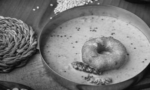 IDLI  VADA  SAMBHAR
