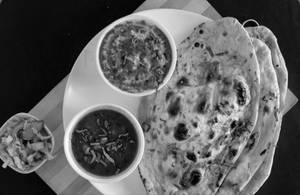 Combo Paneer+chola Kulcha