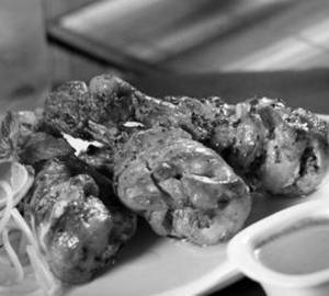 Achari Tangri Kebab (2pcs)