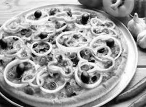 Capsicum And Onion Pizza