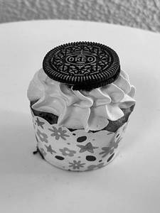 Oreo Cookies N Cream Cupcakes