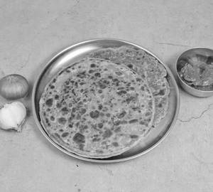 2 onion paratha
