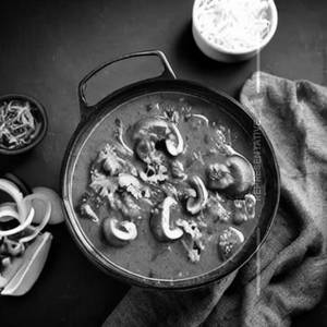 Mushroom Handi 