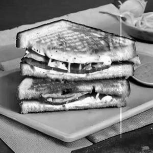 Tandoori paneer tika Sandwich