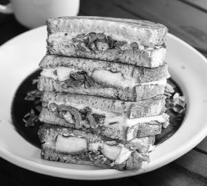 Mexican Pizza Sandwich