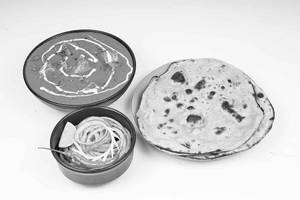Butter Paneer + Roti [4 Pieces]