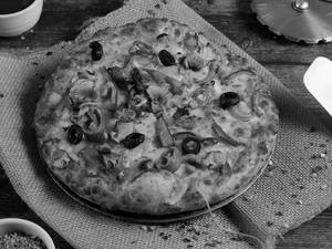 Veg Mushroom Cheese Pizza