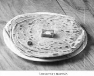 Lacchedar Paratha