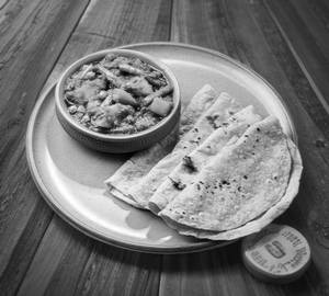Veg curry 2 chapathi