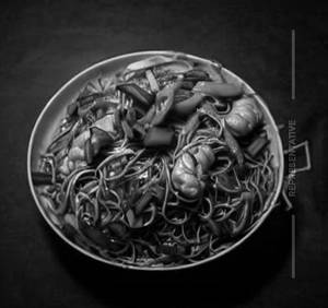 Egg Prawns Hakka Noodles