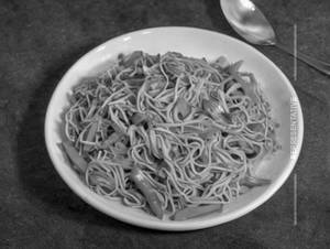 Veg Chow mein Gravy