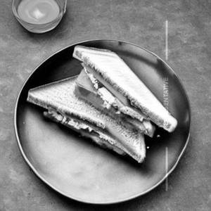 Veggies Hung Curd Sandwich