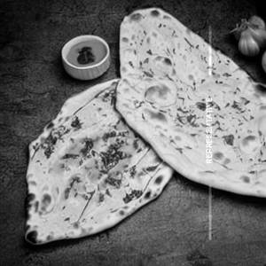 Garlic Cheese Naan