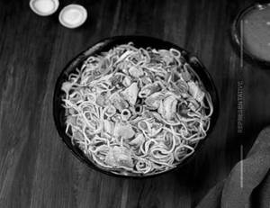 Chicken Hakka Noodles
