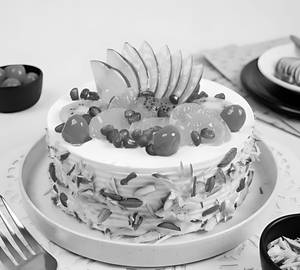 Fruit And Nut Cake 500 Gm                                                        