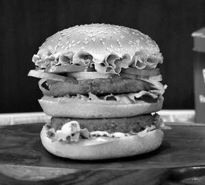 Maha Veggie Burger