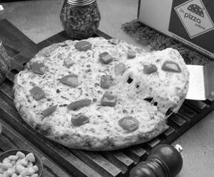 Cheese & Tomato Pizza [Large 13'']