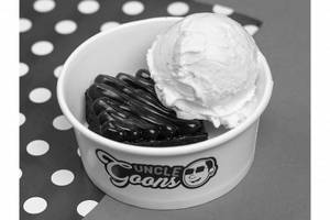 Chocolate Sauce Brownie With Ice Cream