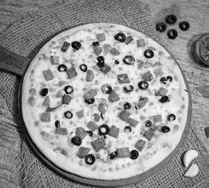 Veggie Mediterranean Pizza