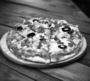 Cheesy Veggie Forest Pizza