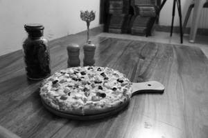 7" Your's Pizza
