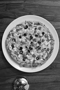 7'' Yours Pizzaas
