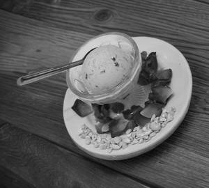 Rose Petals Scoop