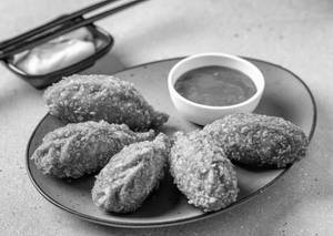 Cheese corn kurkure momos ( 8 Pieces )