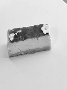 Strawberry Cheesecakee Slice