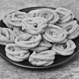 Mini Mullu Murukku [250 Grams]