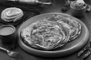 Laal Mirch ka Parantha