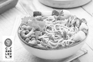 Chilli Ramen Veg Noodle Soup Meal
