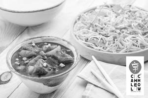 Veg Chilli Garlic Noodles And Kung Pao Paneer