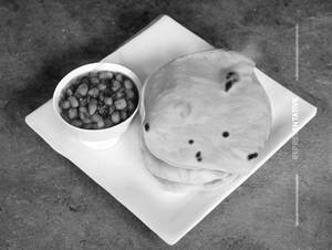 Chole Bhatura        