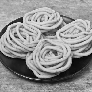 Thenkulal Murukku (250 gram)