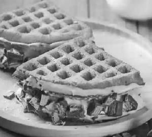 Kitkat Waffle     