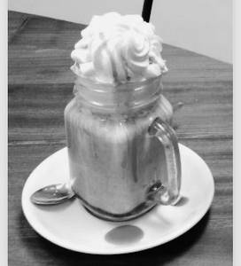 Straberry  Monster Shake