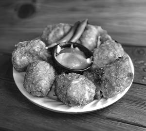 Paneer Kurkure Momos [8 Pieces]