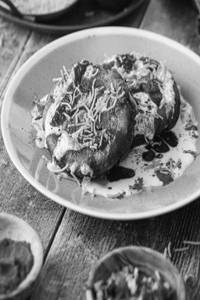 Aloo Tikki Chaat