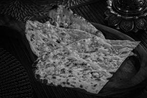 Garlic naan
