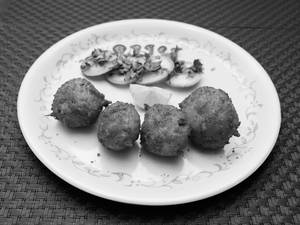 Peri Peri Momos 6 Pieces]