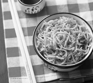 Schezwan noodles