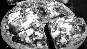 Paneer Manchurian Pizza [9 inches]