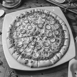 Capsicum Onion And Mushroom Pizza