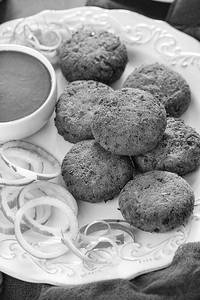 Chapli Kebab
