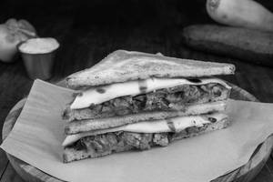 Mediteranian Veg Grilled Sandwich