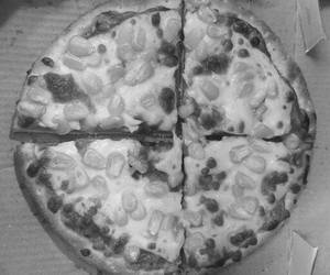 Diced Cheese And Corn Pizza